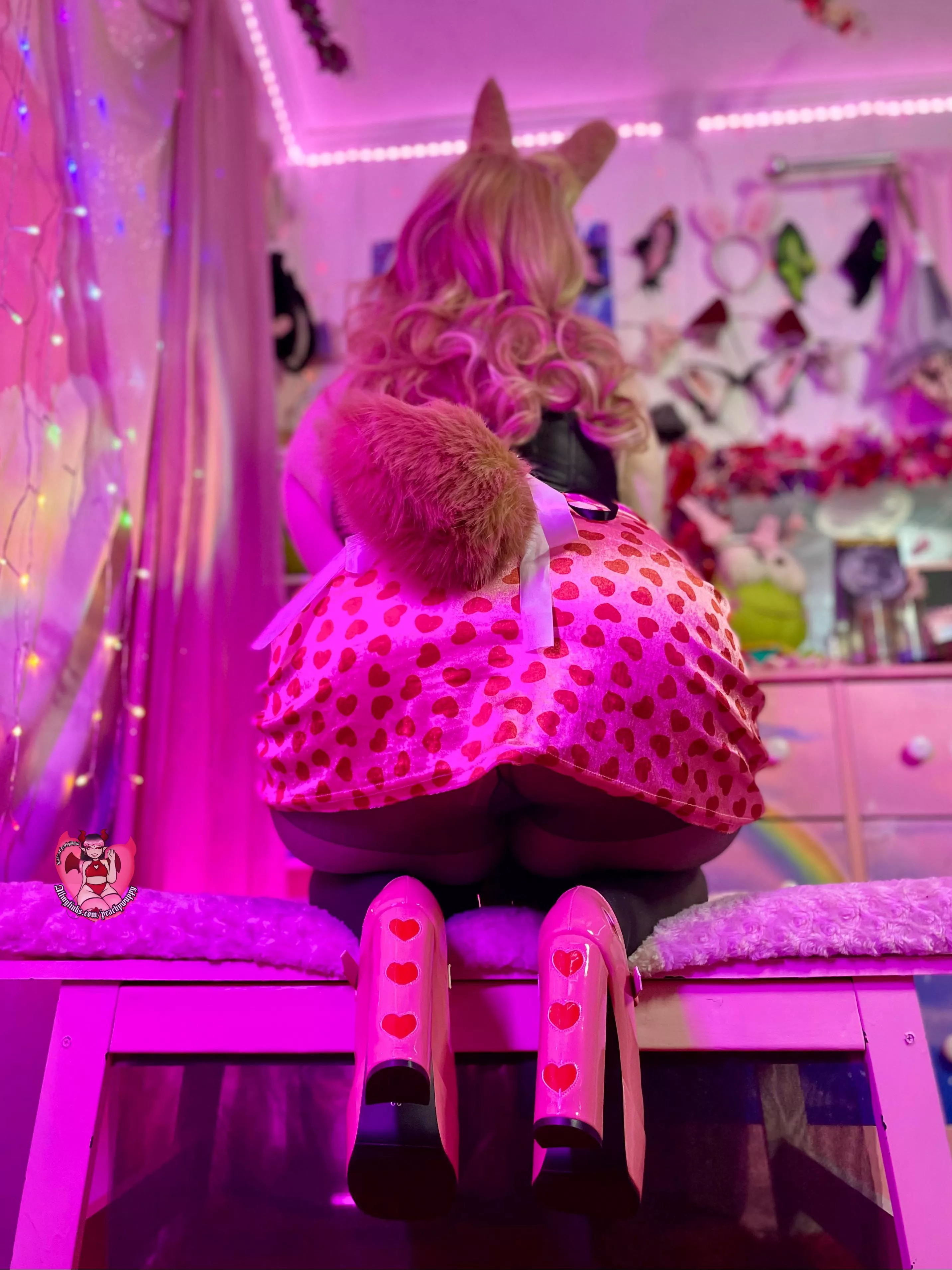 Let’s breed like bunnies 🐰 posted by peachylilgirll