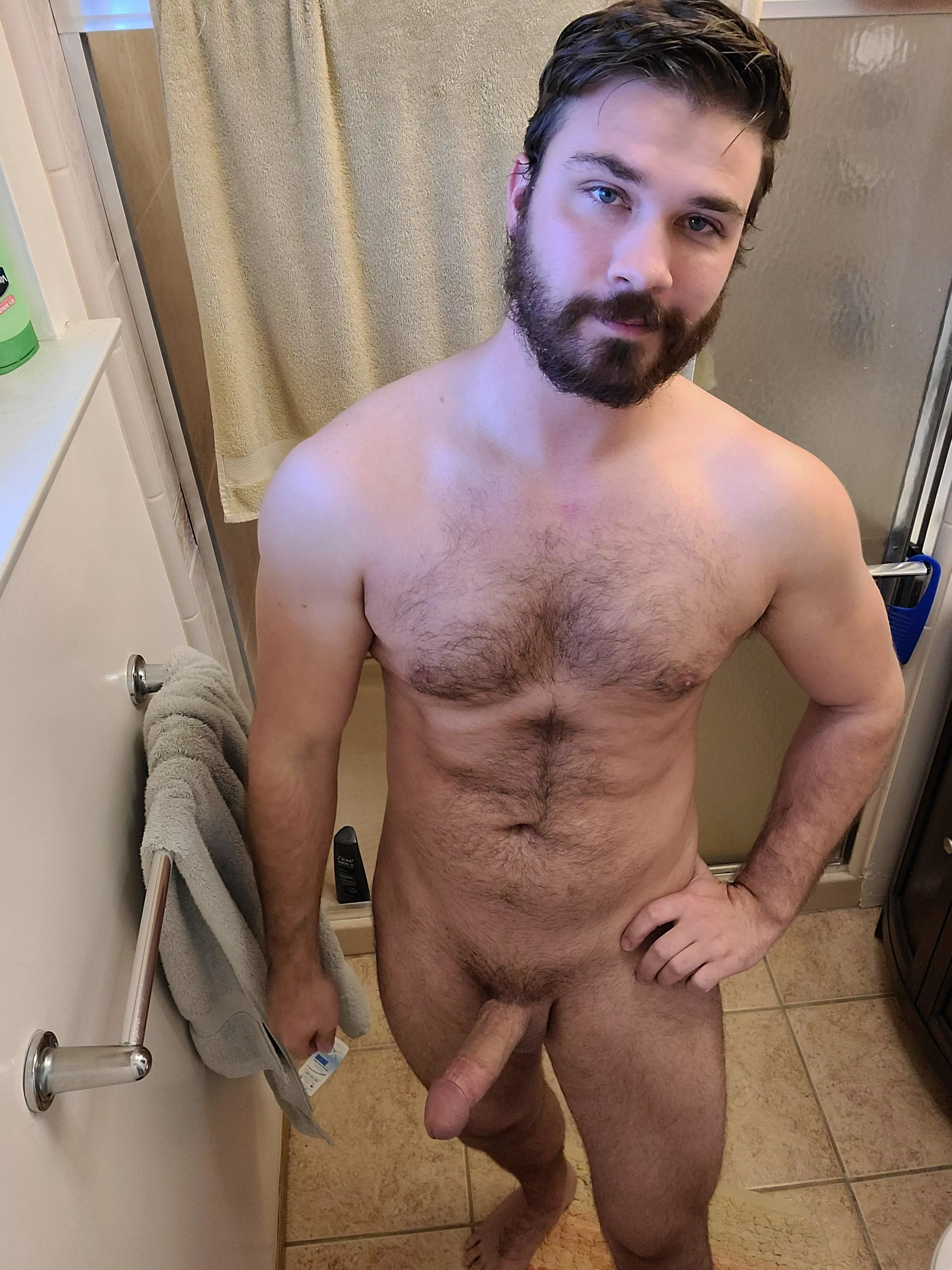 lets do some streaching 😏 posted by decherd