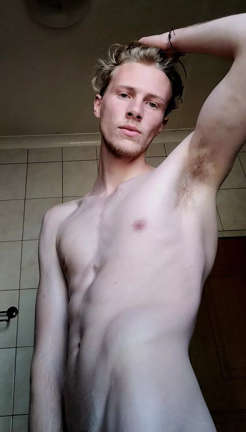 let's get down to business 🔥 posted by BongRabbit420