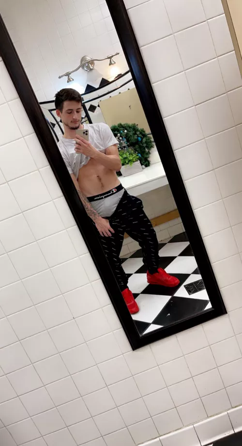 Let’s get it on😋 by MaxPriceOF