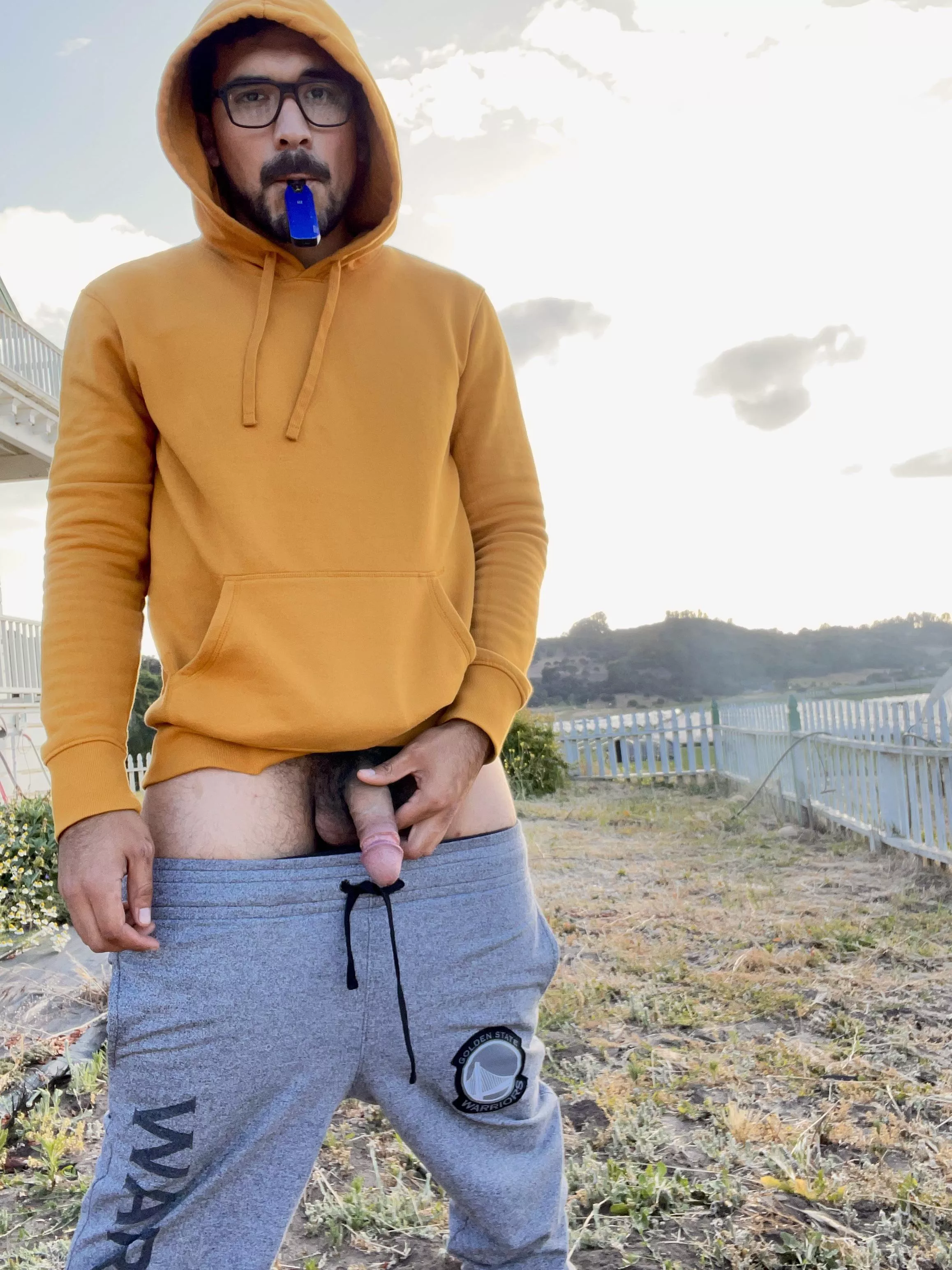 Let’s get stoned and fuck in the garden [M] posted by Lost_Variant