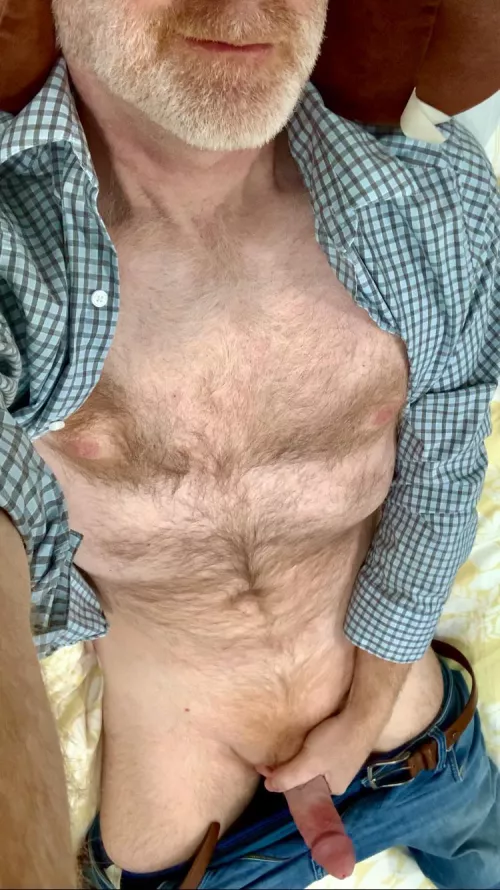 Let’s get this weekend started. [53] by ZelaznyFan68