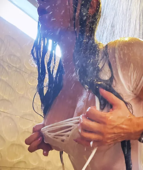 Let's get wet by MeaMidori