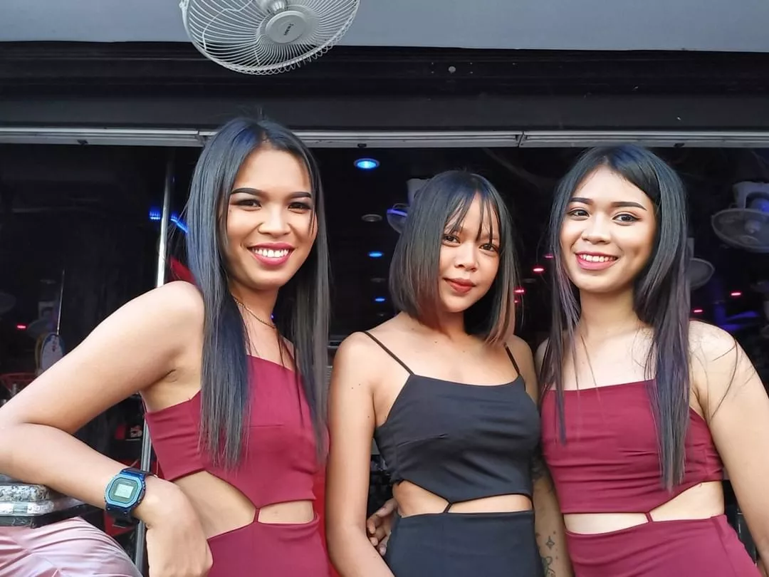 Let's go asian today posted by helhoe888