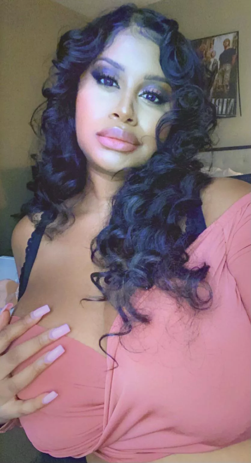 Let’s go do some day drinking tomorrow :)) Drinks on you ofc. posted by serveyourqueen