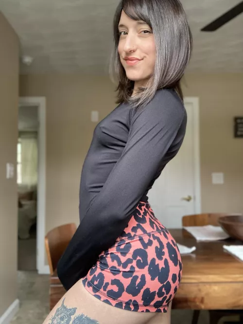 Let’s go get sweaty by racheloliviaxo