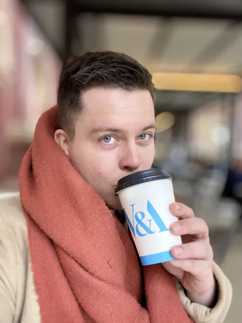 Let’s grab a coffee? by DesYeuxBleus