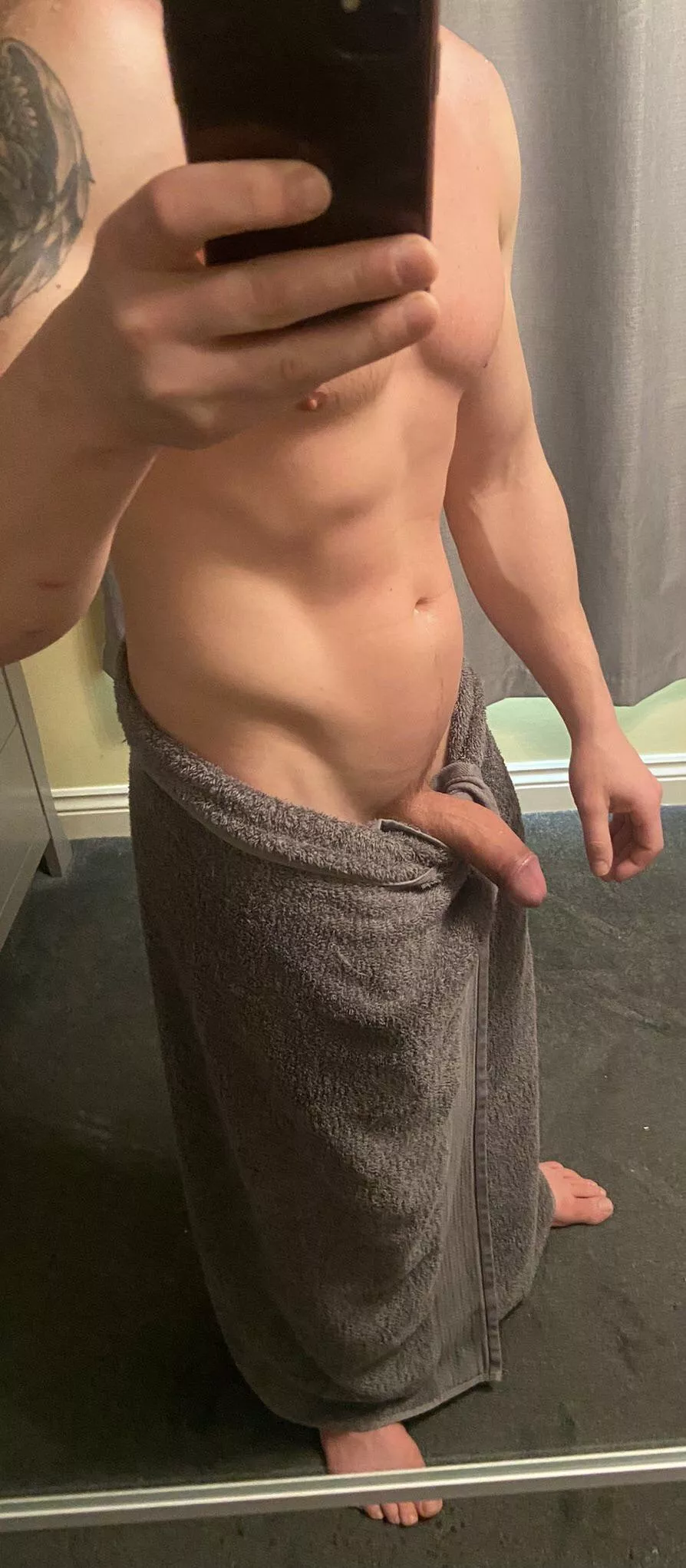 Let’s hang out? posted by TMMuscle