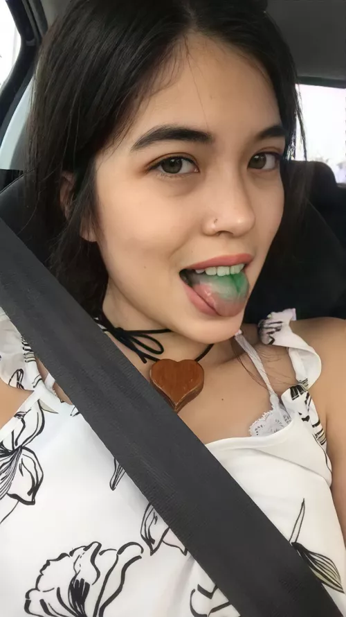 Let's jerk and cum for Maria's pretty face. Kik yastayarn by WedRater