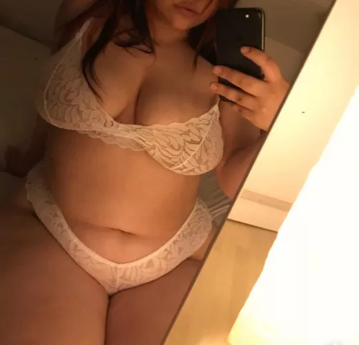 Let’s listen to some music and fuck by roslynnnnn