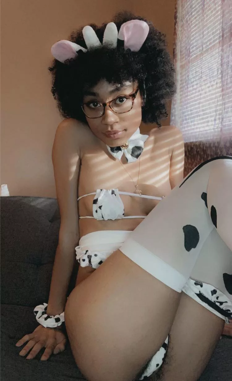 Let’s make a chocolate milkshake posted by 210devilmaycry