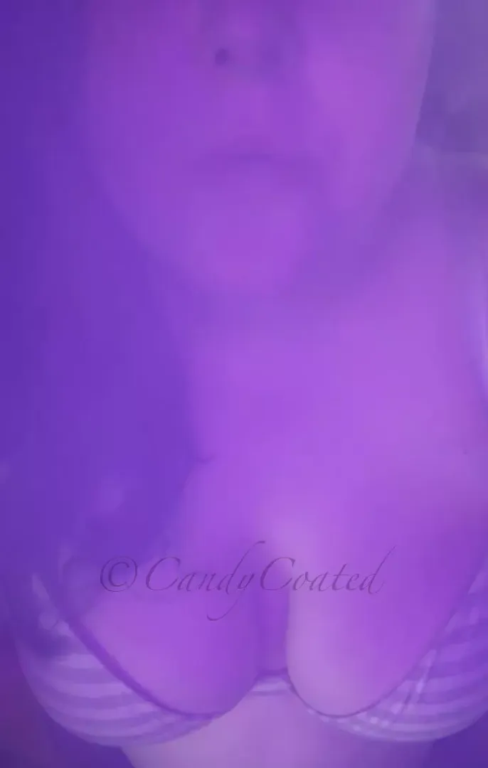 🍭 Let’s make it all smokey in here posted by CandyCoated20212