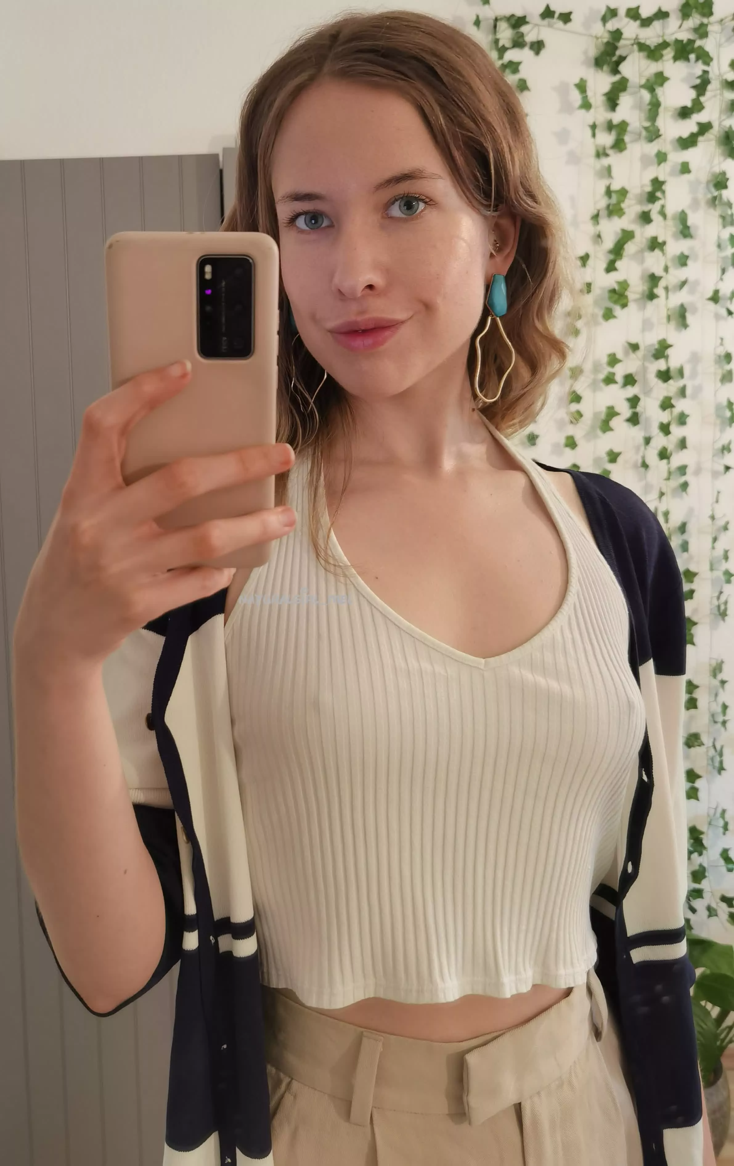 Let's meet in public to the people have something to talk about posted by naturalgirl_mel