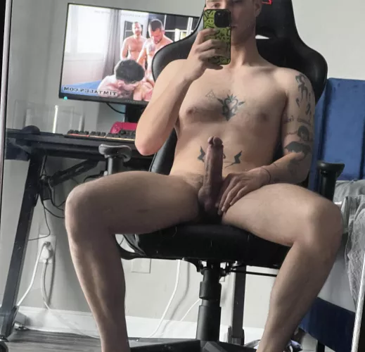 Let’s play some games by roxasX3iii