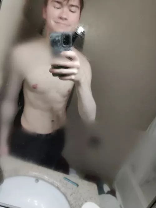 Let’s play some Skyrim 😉 by twopeasinahammock