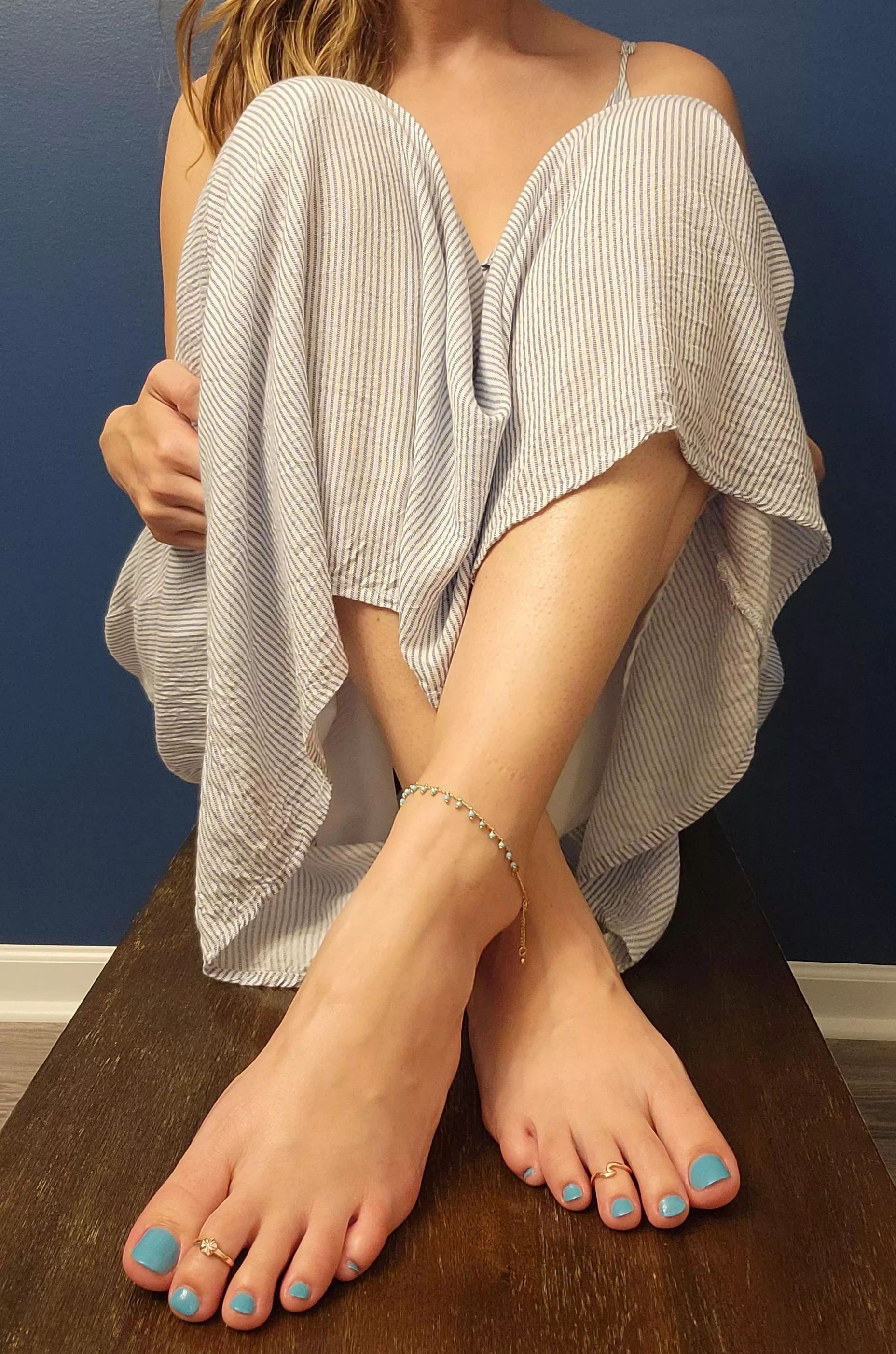 Let's see how long you can stand me teasing you😏😉 posted by erixalune