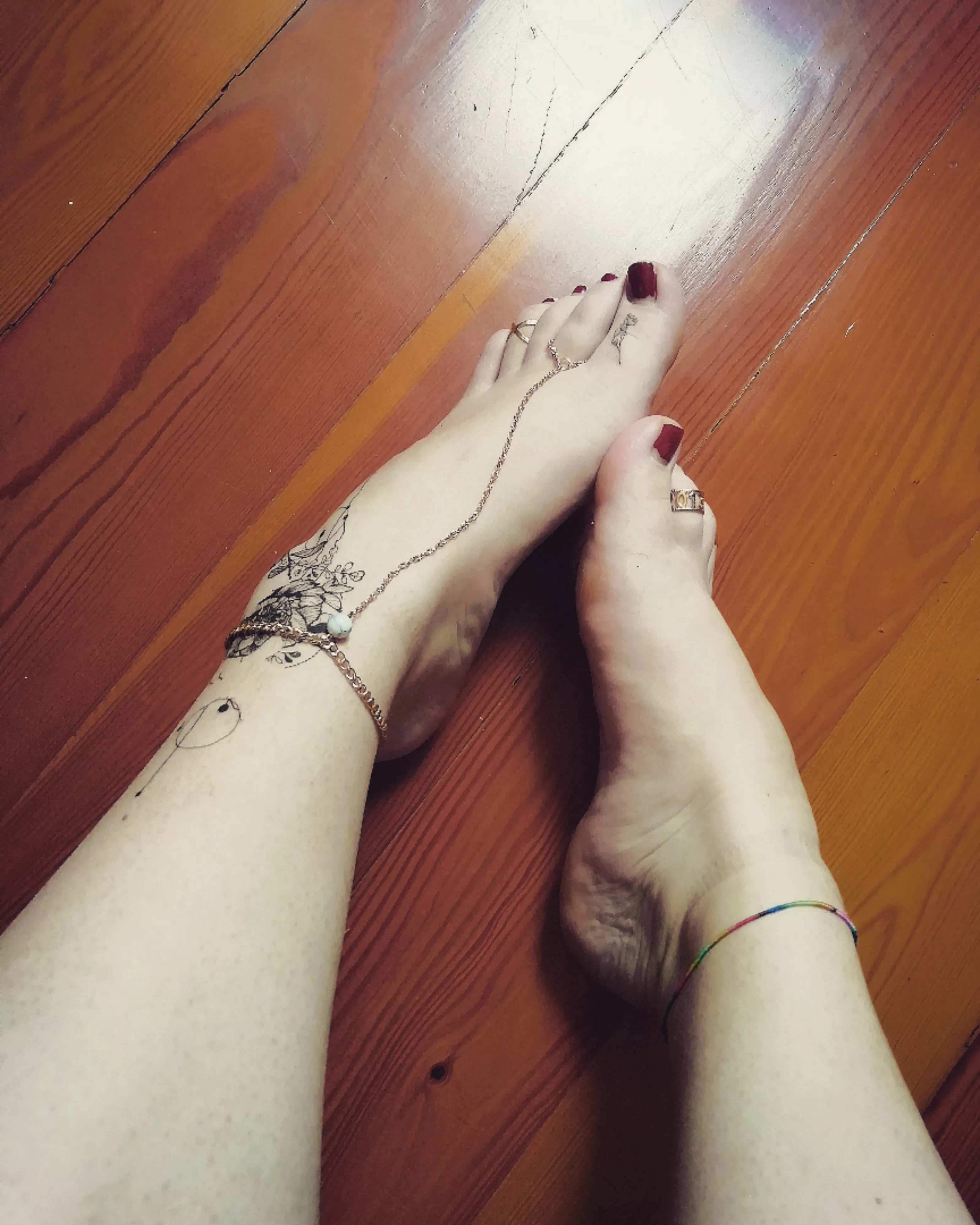 let's try some tattoo, my feet are most beautiful? ❤️ rate me posted by Ambers_littlefeet