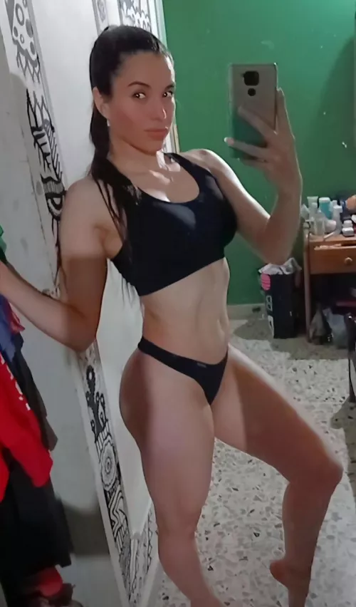 Let's workout 😘 by AlexyAlejandra29