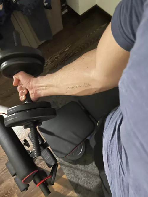 Let’s workout together? by italiano20s