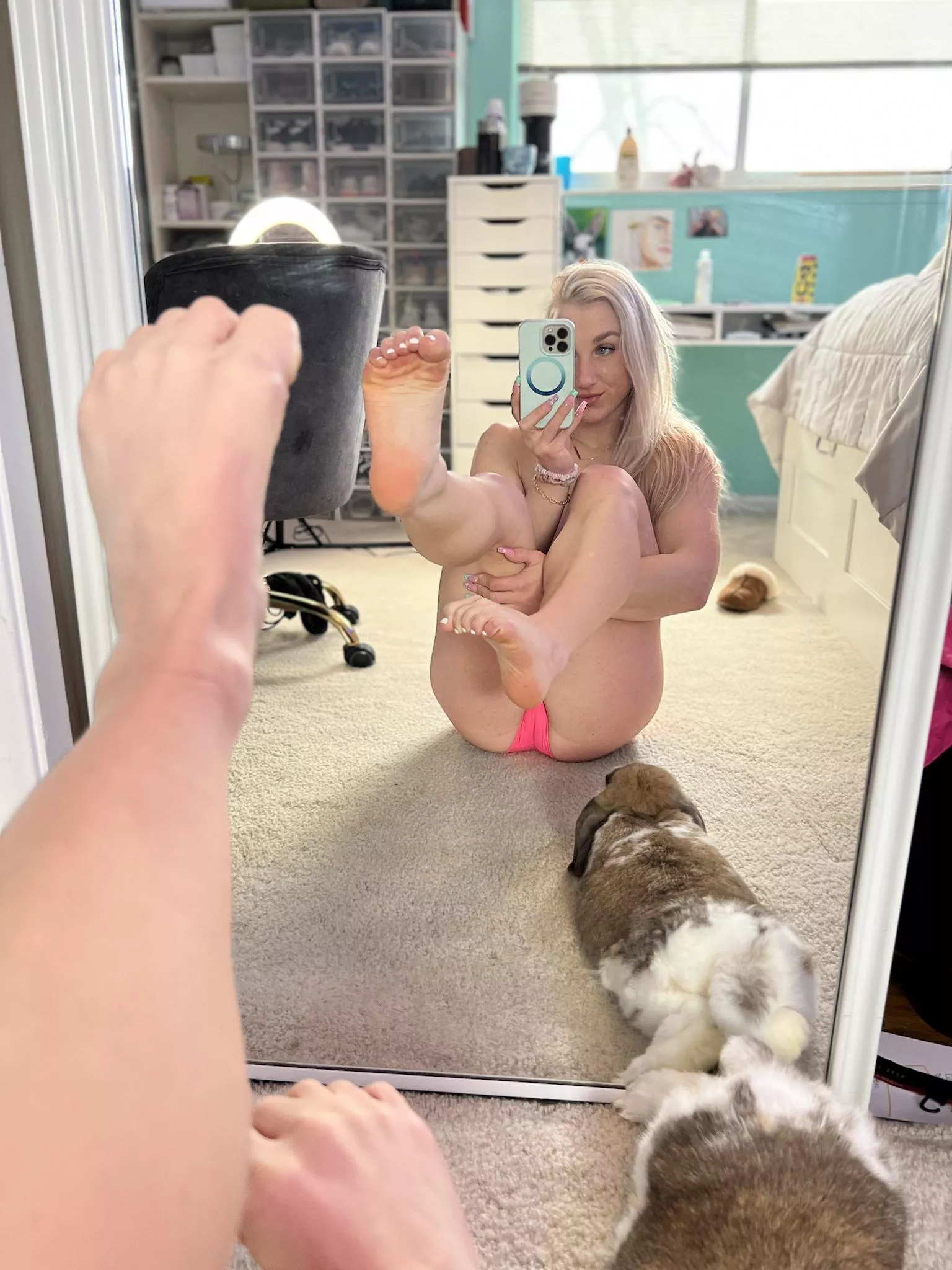 lick them posted by abbylynnxxxxx