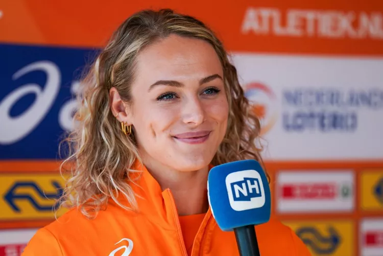 Lieke Klaver dimple by BrushDifficult3426