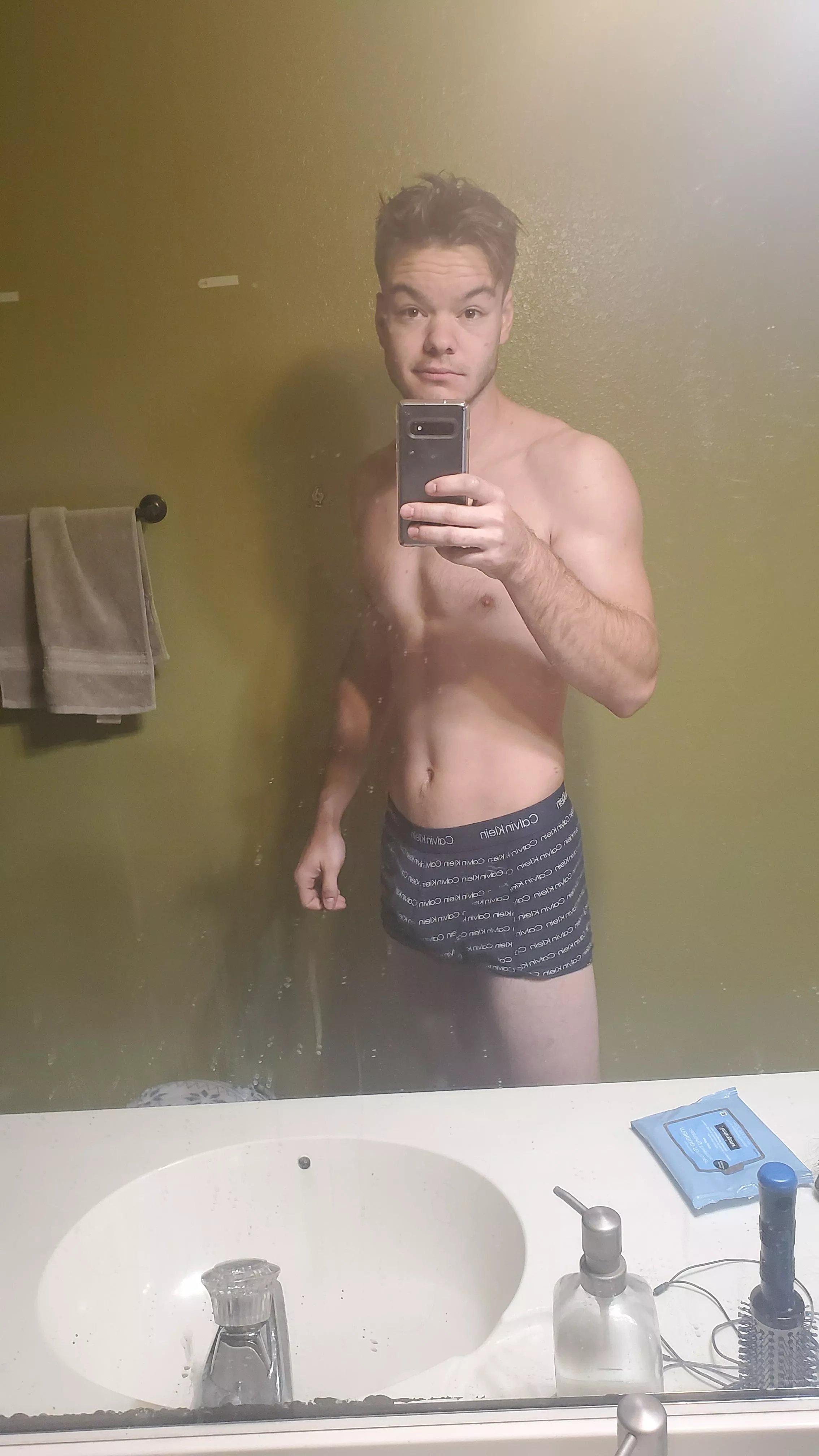 like a young joseph gordon levvit posted by Dangerous-Aside-6396