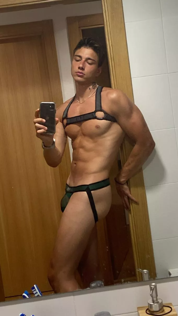 Like it? posted by Goldengeorgiii