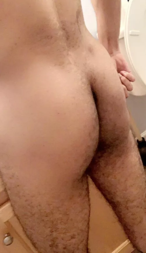 Like my glutes? by TheFemCamille