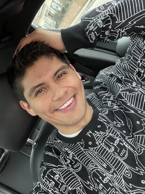 Like my new crewneck :) by MedStudent1997