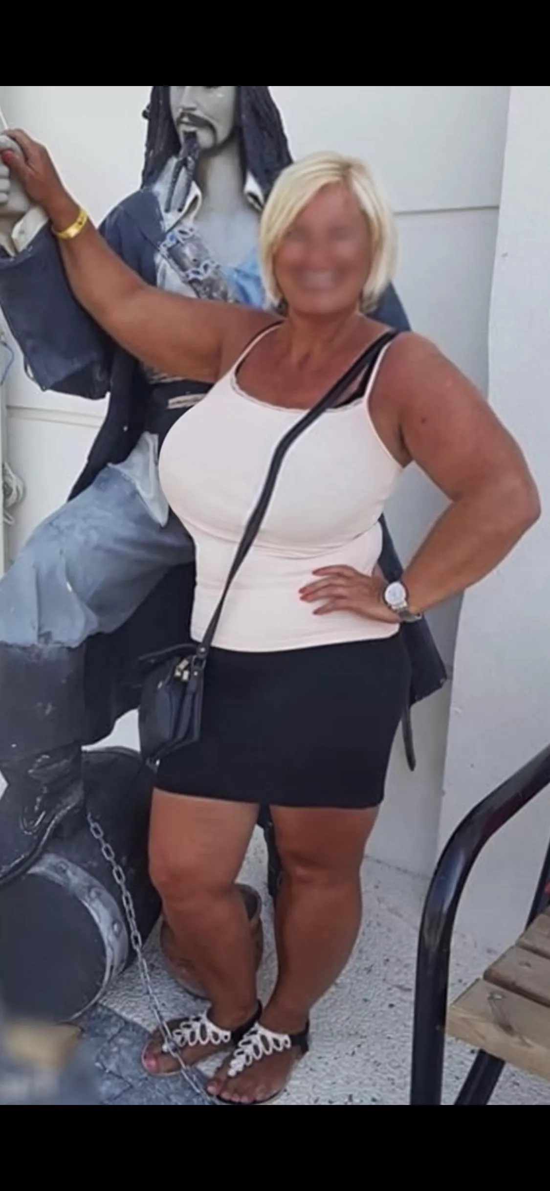 Like my size? posted by supremo9551