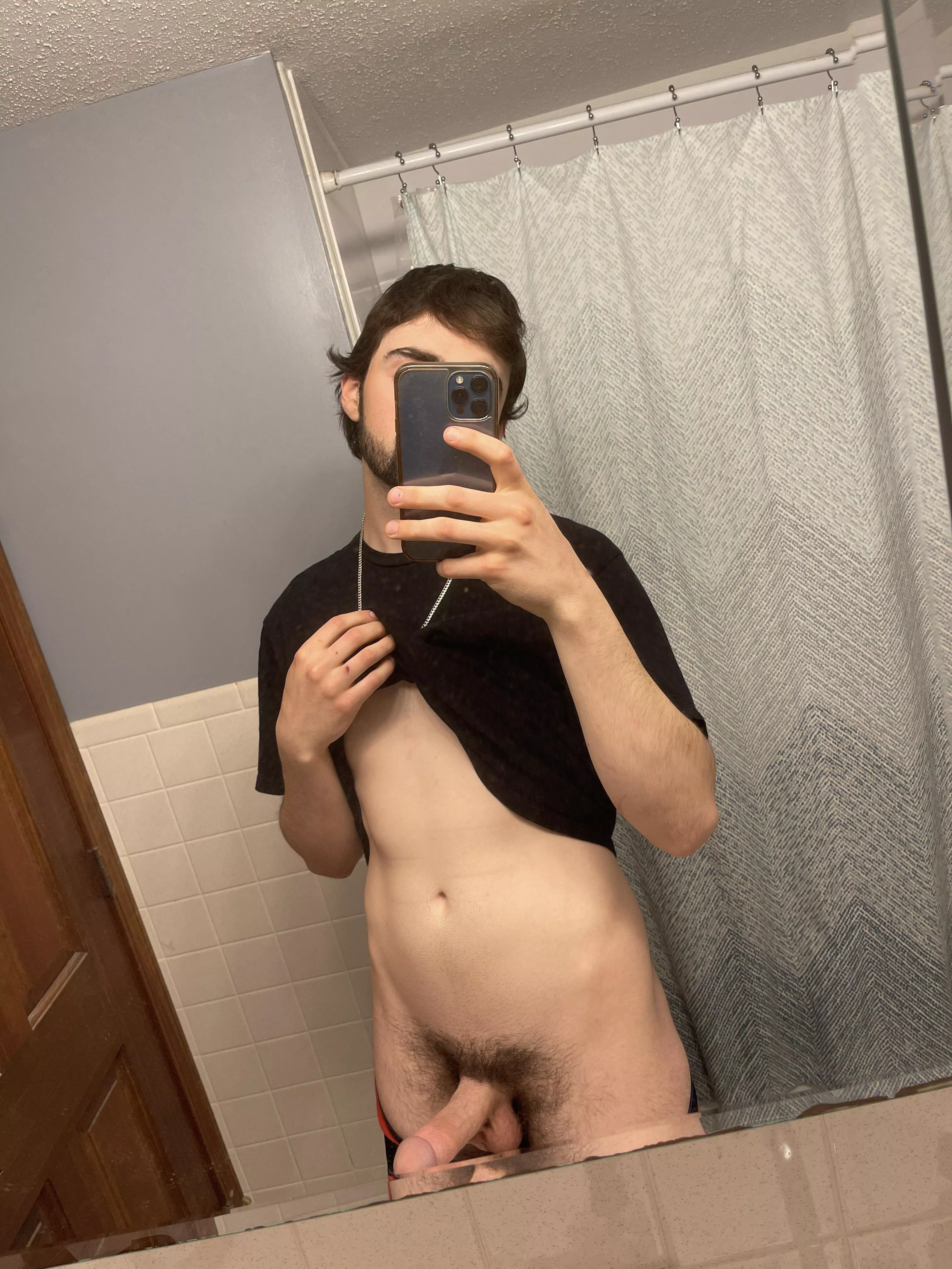 Like what u see? posted by CrackInspector327