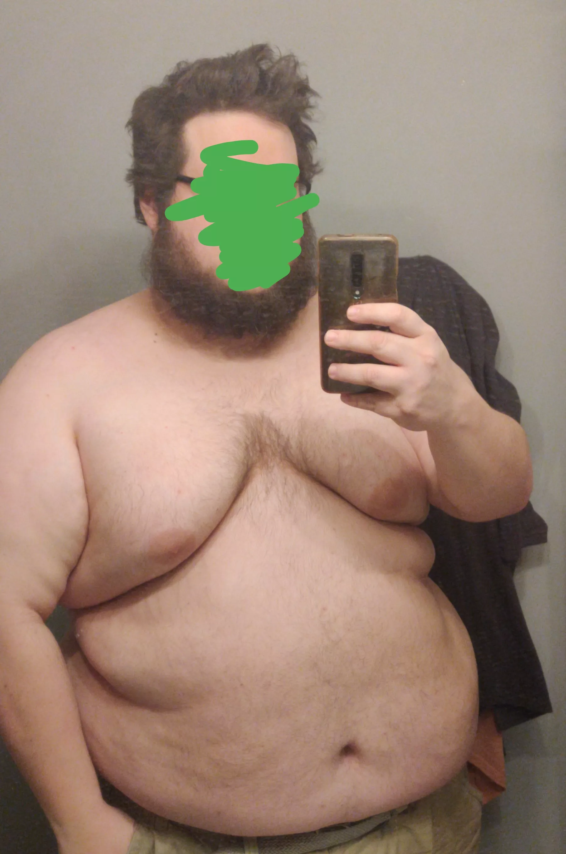 Like what you see? DM me. (females only please) posted by mummified-circuitry