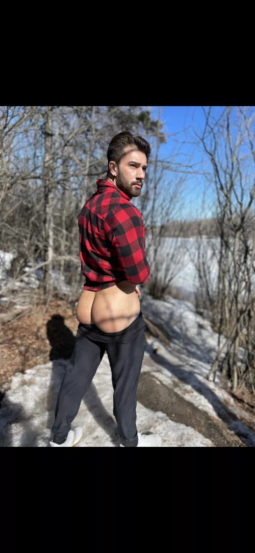 Like what you see ? My onlyfans is even better 🤪 check out my Twitter as well @skylerflexes by Skylerfancy