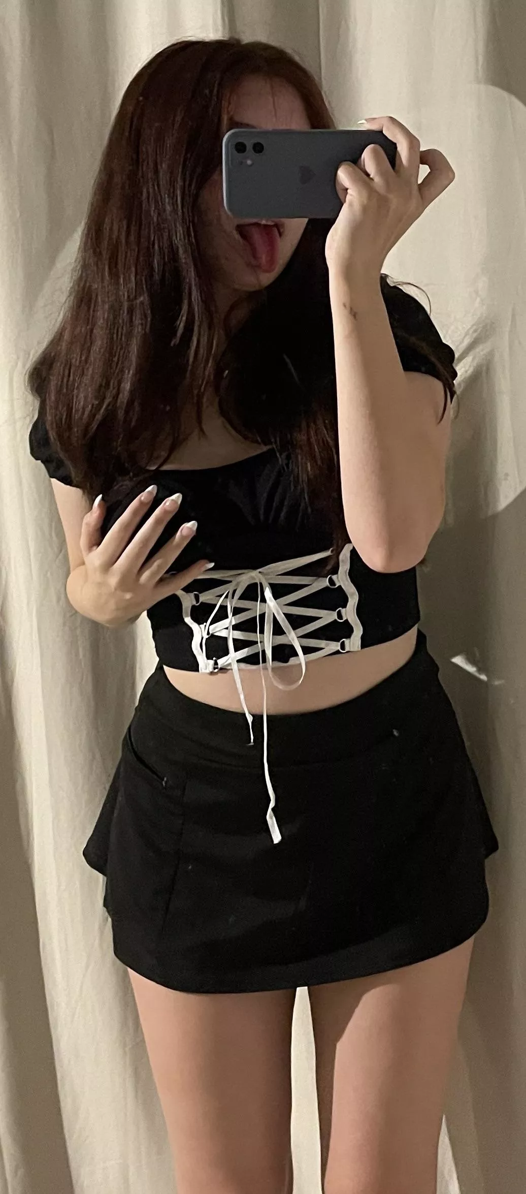 Lil fit check 🐜 posted by romulusremus22