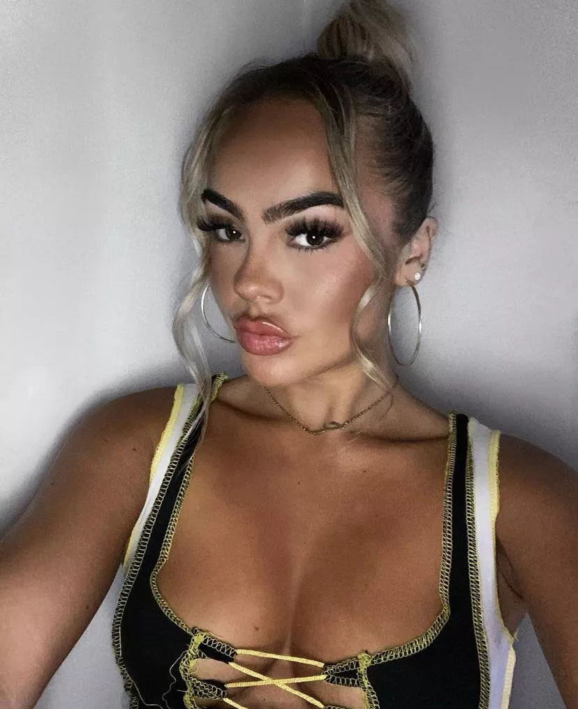 Lily posted by Chemical-Science-255