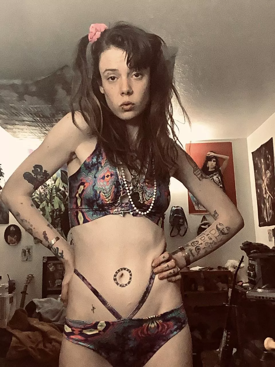 Limits are for pussies: Serve until you’re on your knees begging for mercy. 👿👠💅 [domme] posted by GoddessOpheliaJones