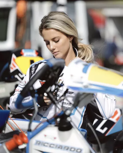 Lindsay by fthgdrghf