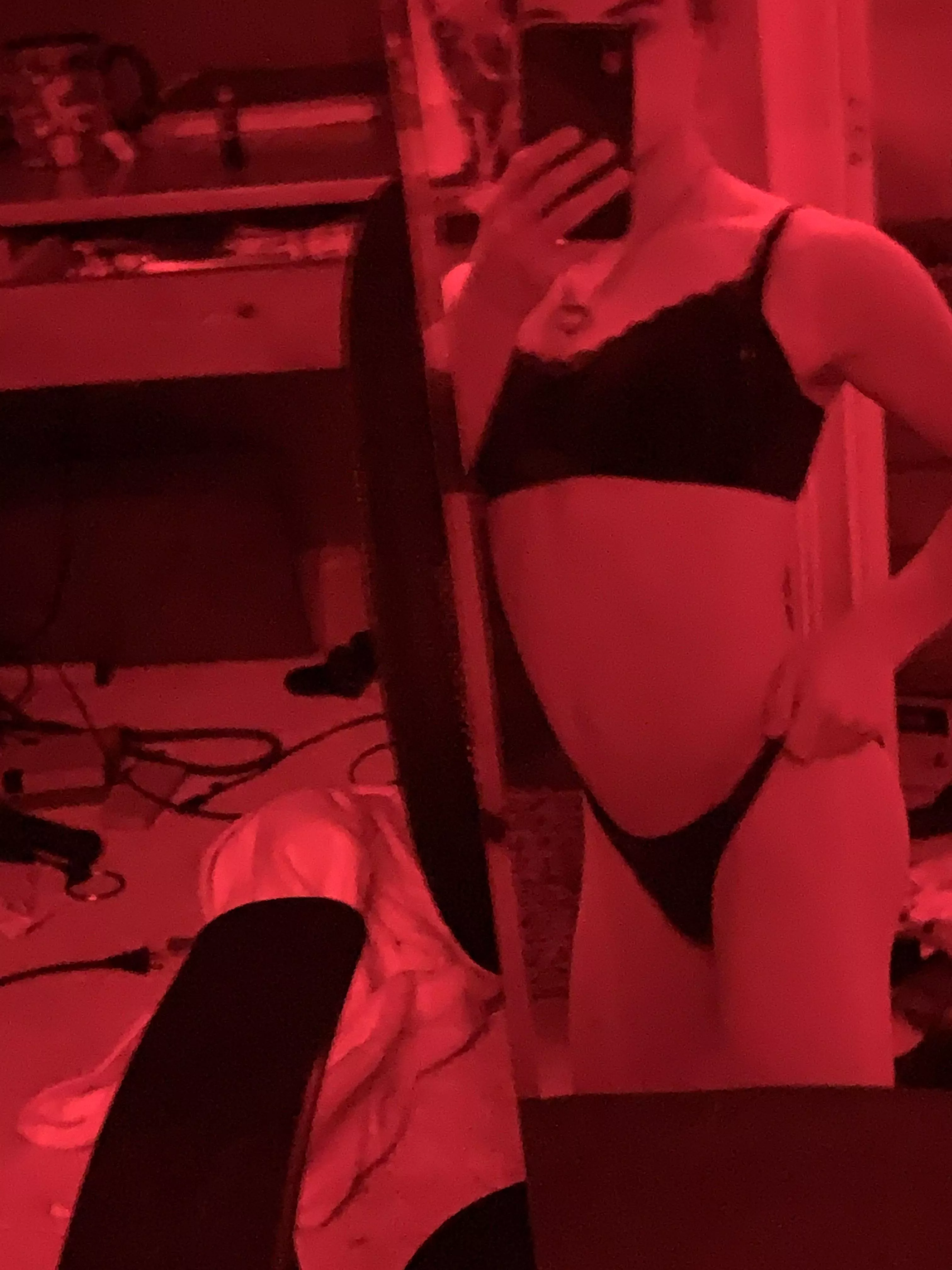 lingerie and red lights=sexyyyyy posted by kalminspace