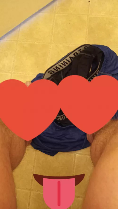 link in comments. cum worship these size 11.5 straight male feet and empty your wallets money🤑🤑 by Mrmcspankie