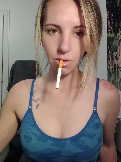 Lipgloss and a cig to top it off by PantiePrincess300