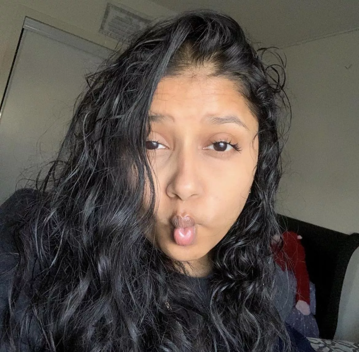 Lips might me my fav feature about me ☺️ posted by YurixSimpx