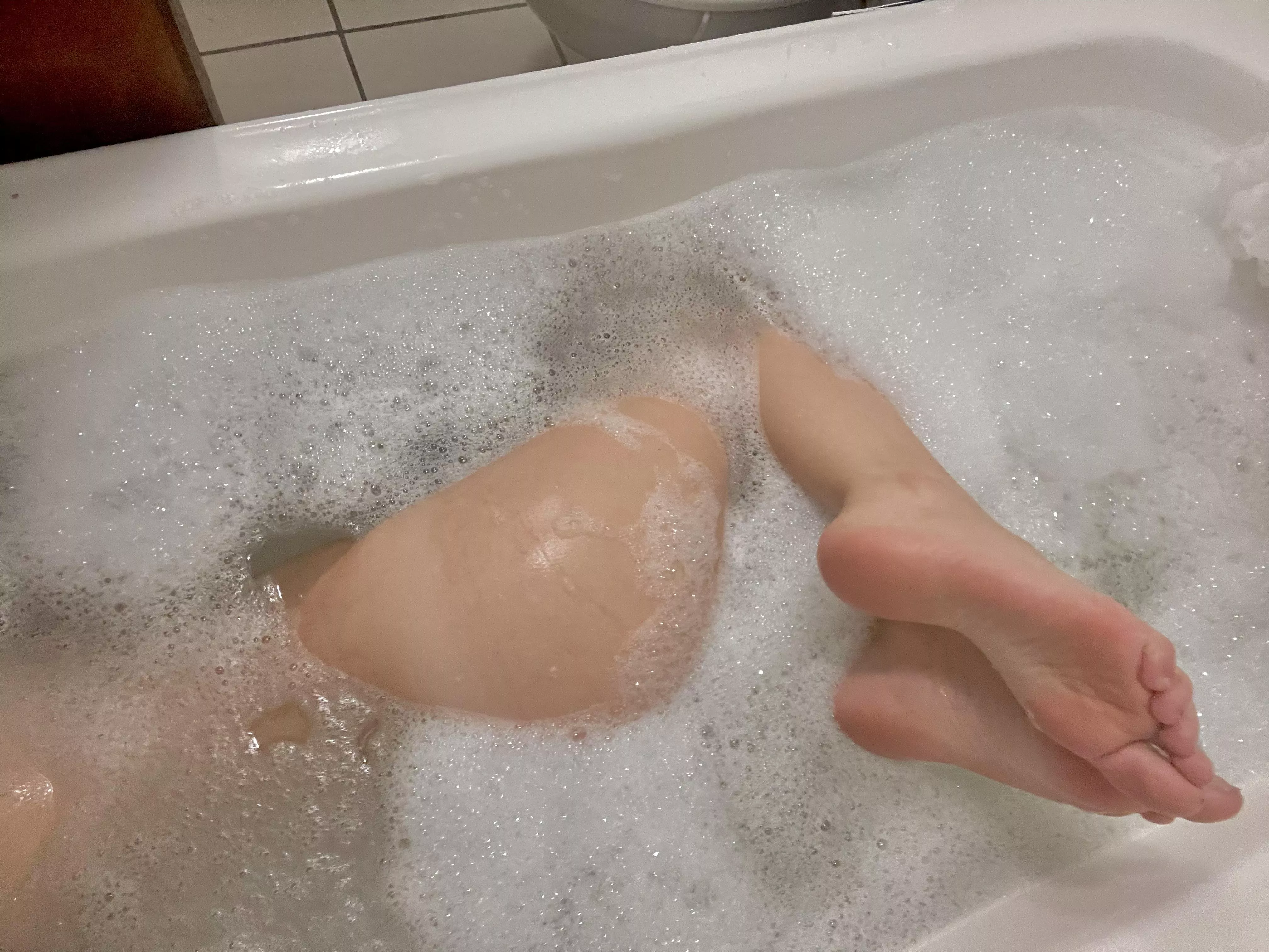 Little bubble bath sneak peak x posted by Jennyclover_x
