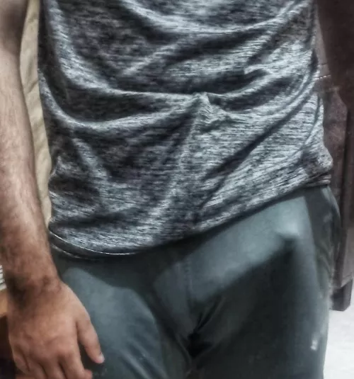 little bulge 😶 by TerribleResolution87