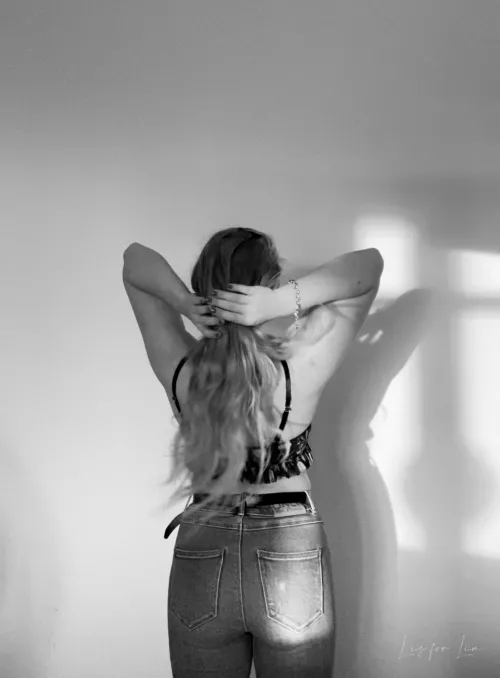 Little croptop back 🖤 by l-is-for-lia