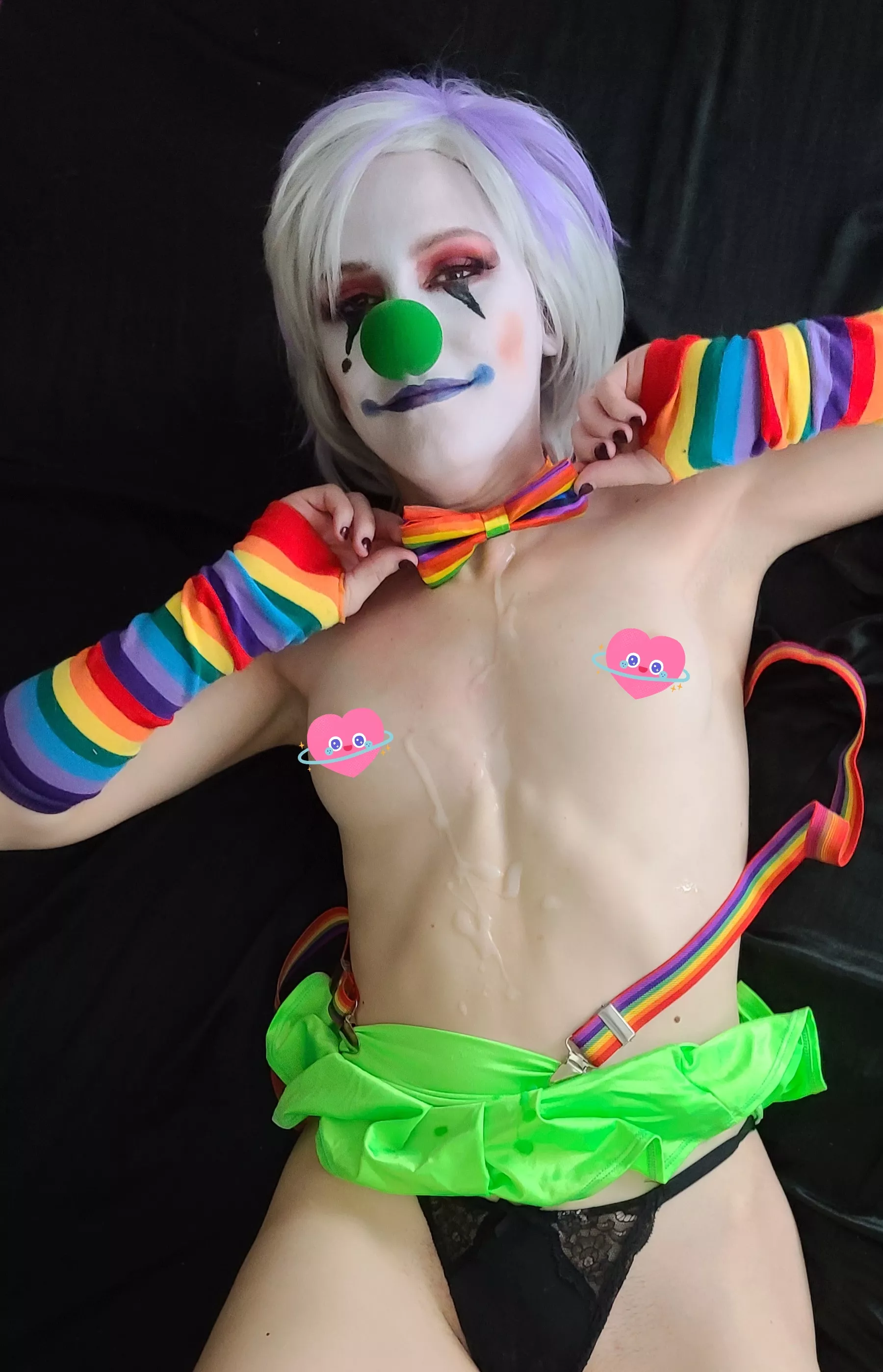 Little cum clown princess 💦🤡 posted by FlameNymph