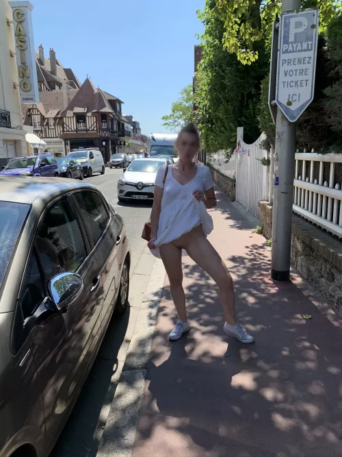 Little flash of my pussy by Eroscouple