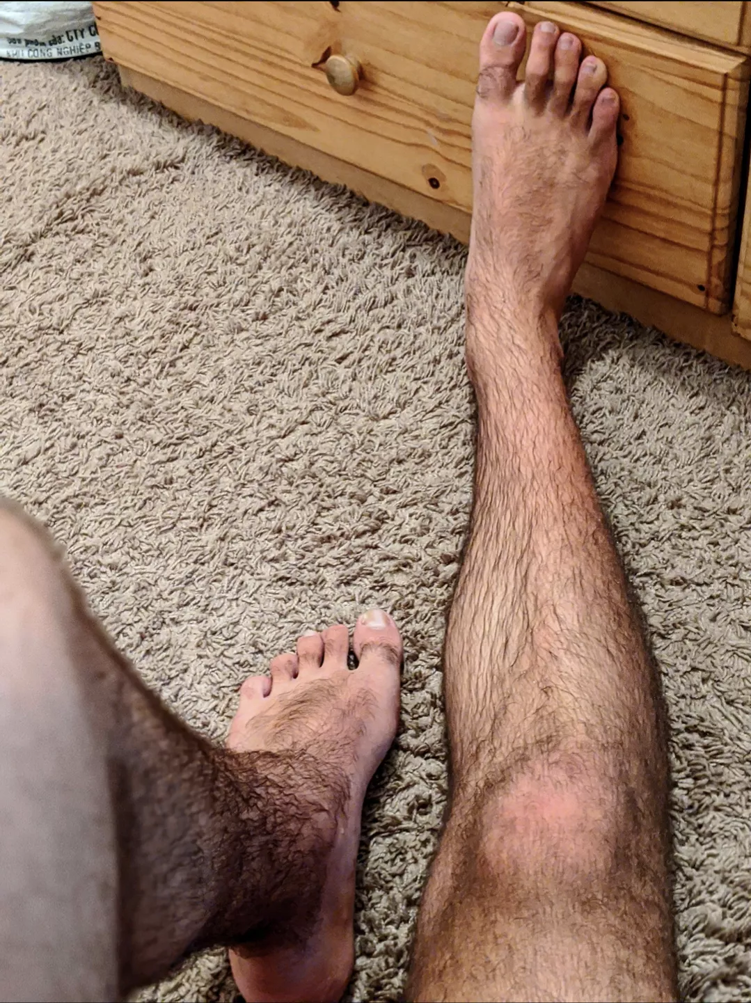 Little hairy toes posted by aladinscarpetguy
