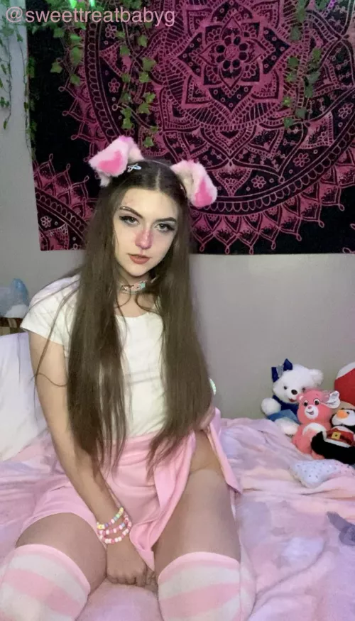 Little pink pup here to tease 😈🤤 by BabyBear4202