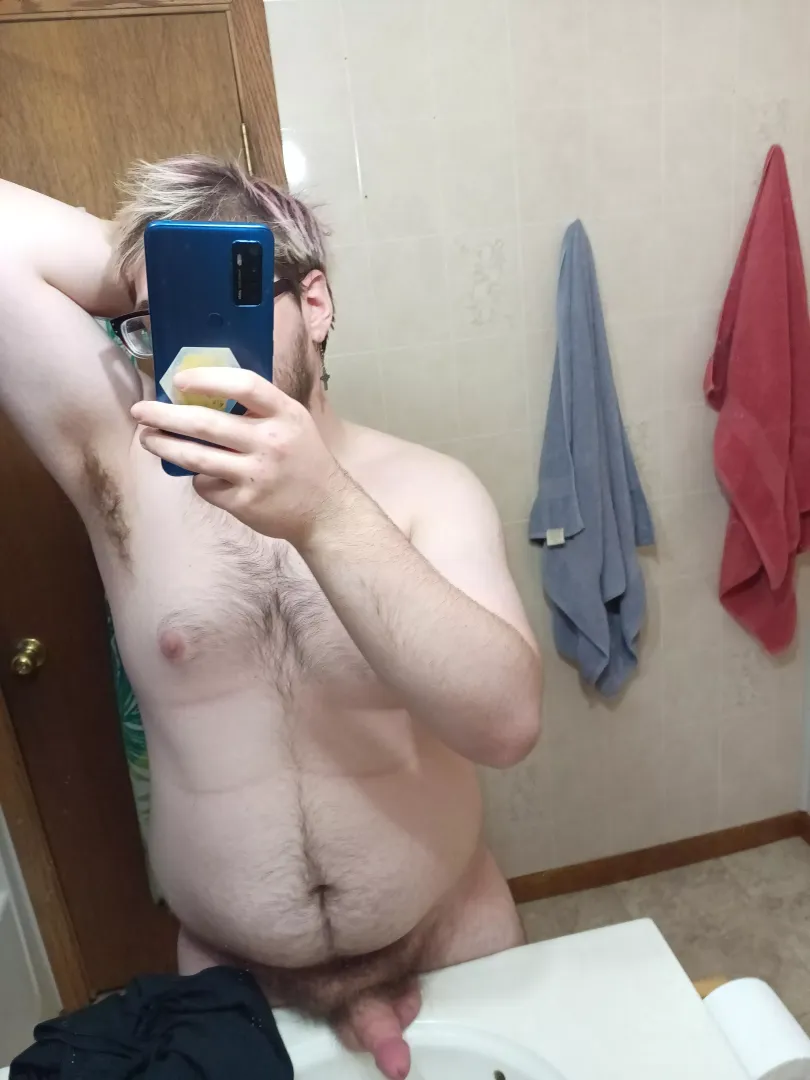 little pre shower selfie posted by minty-boyo
