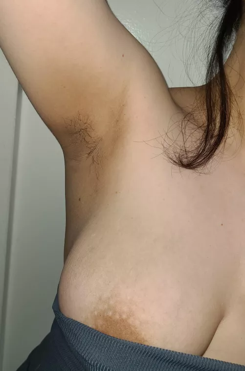 Little progress on my armpit hair 🙊 by thefeetpix2022